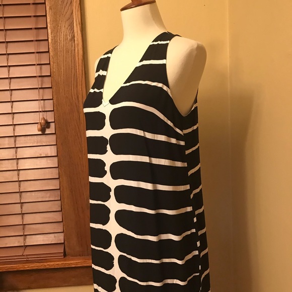 MARIMEKKO Abstract Print Sleeveless Tunic Dress - Picture 3 of 9